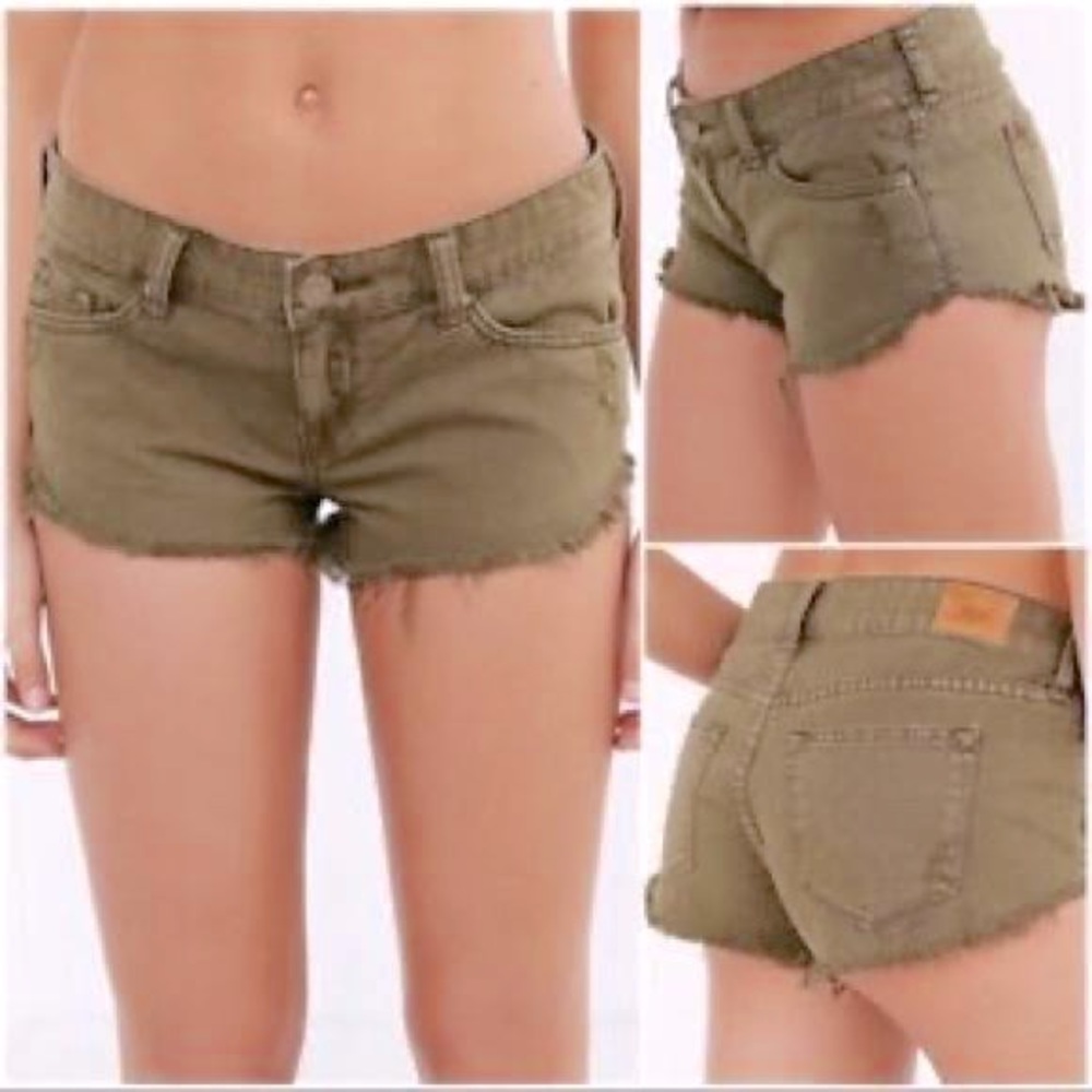 Urban Outfitters BDG low rise dolphin olive green shorts